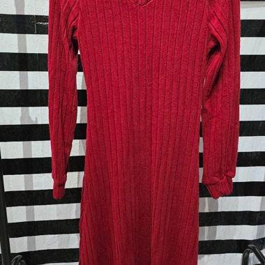 (016) Robe en tricot côtelé rouge