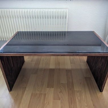 Tavolino da salotto con piano in vetro