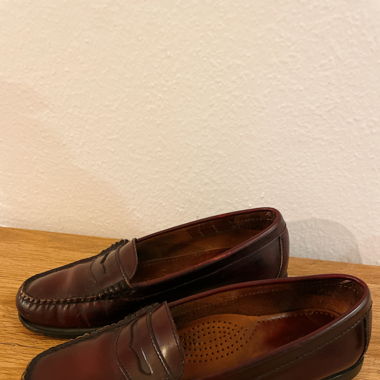 Leather shoes 