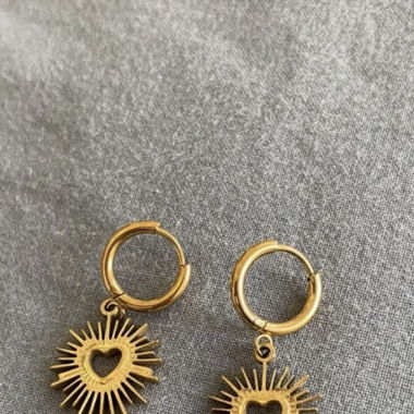 gold plated heart earrings