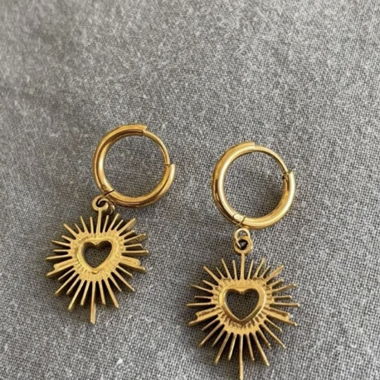 gold plated heart earrings