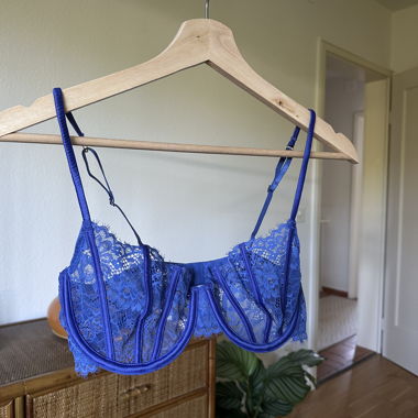 Reggiseno in pizzo blu