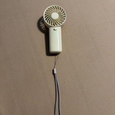 Tragbarer kleiner Handventilator