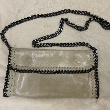 Pochette en cuir beige 