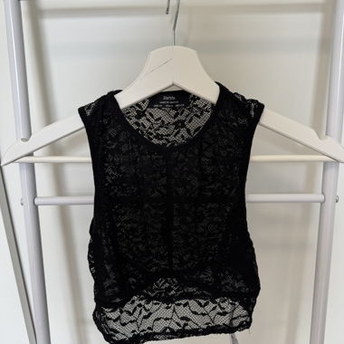 Top in pizzo trasparente 