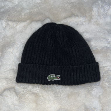 Bonnet noir lacoste