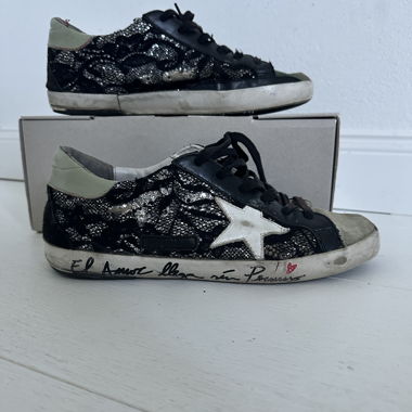 Golden Goose 39
