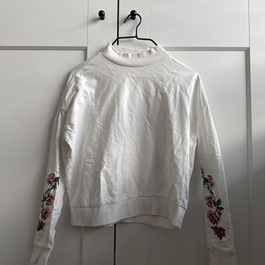 White Floral Sweatshirt