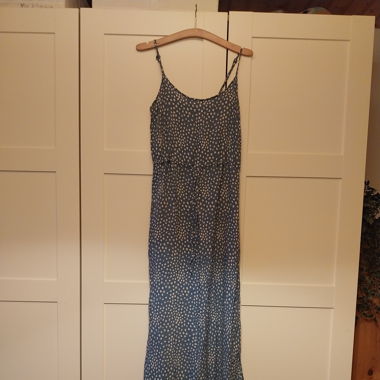 blaues kleid