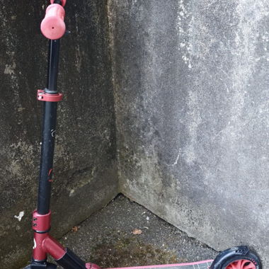 Kinder-Scooter rosa/schwarz