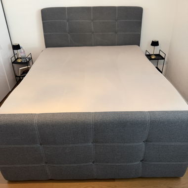 Letto boxspring (prezzo trattabile)