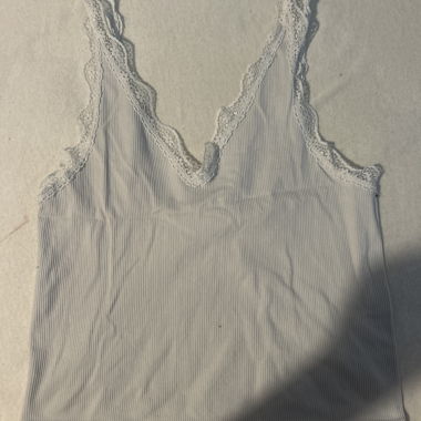 Top en dentelle beige