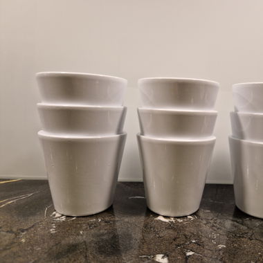 Übertopfe weiss, 9 Stück, Durchmesser ca. 9.5cm