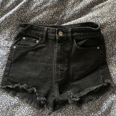 Shorts in jeans neri