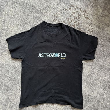 Astroworld Tour black T-shirt size M