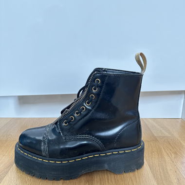 Dr Martens