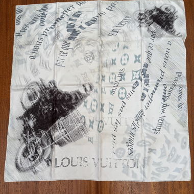 Foulard Louis Vuitton