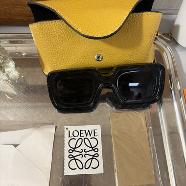 Occhiali Loewe massicci