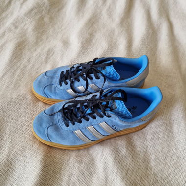 Adidad Gazelle Bold en bleu