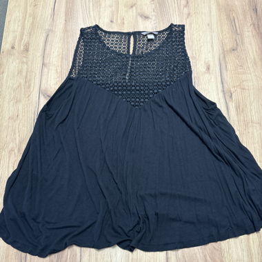 Schwarzer Spitzen Top        (Plus size)