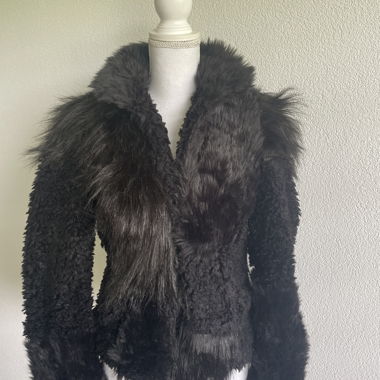 Short faux fur jacket
