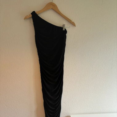Robe asymétrique 