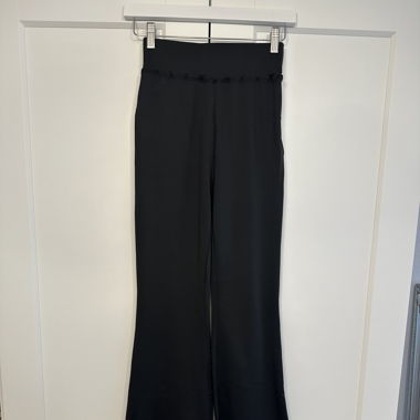 Slim Fit Sporthose in schwarz 