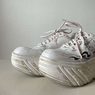 Hello Kitty Plateau Sneakers