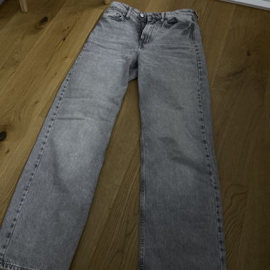 H&M Jeans grau