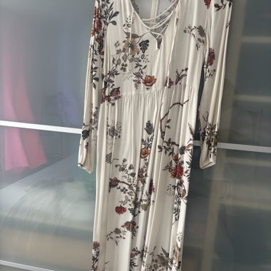 Robe longue à manches longues fleurie