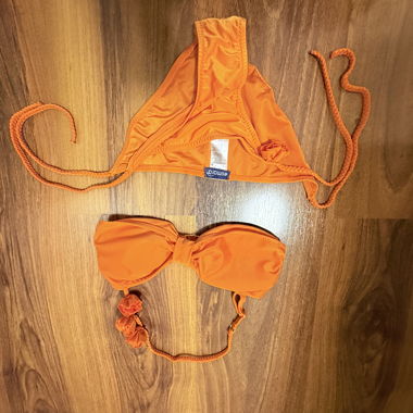Bikini arancione