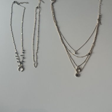 3 verschiedene Halsketten 