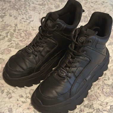 Buffalo Chunky Sneaker