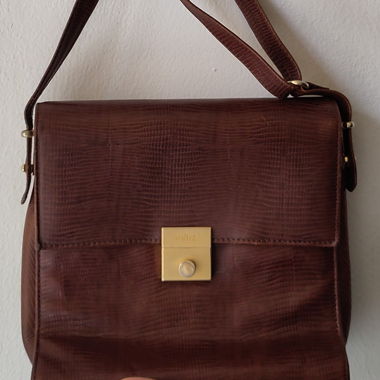 Handtasche März