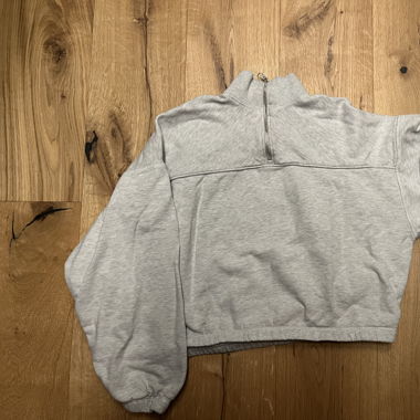 Cozy grey Sweater 