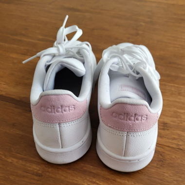 Adidas Turnschuhe