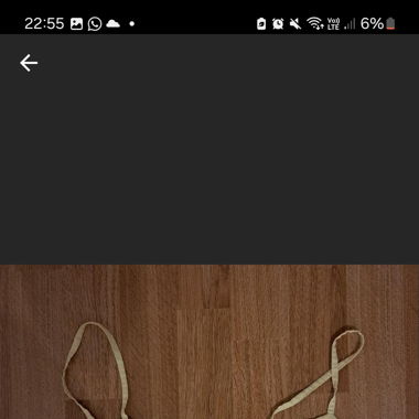 Gelbes Haltertop