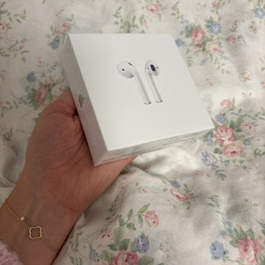 Apple Airpods ORIGINAL & original packaging