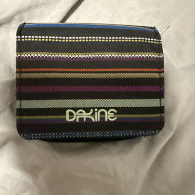 Dakine striped mini wallet
