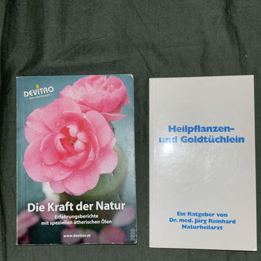 2 libri di piante medicinali