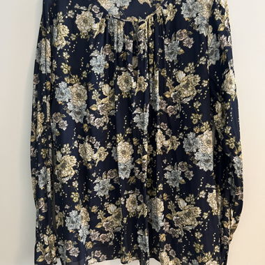 Bluse mit Blumenmuster