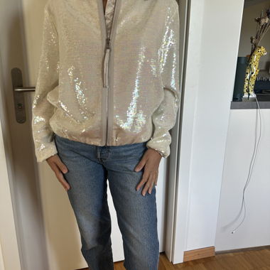 Bomber argentato con paillettes Zara