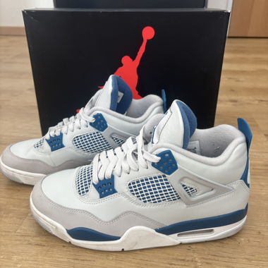 Air Jordan 4 Retro Bleu