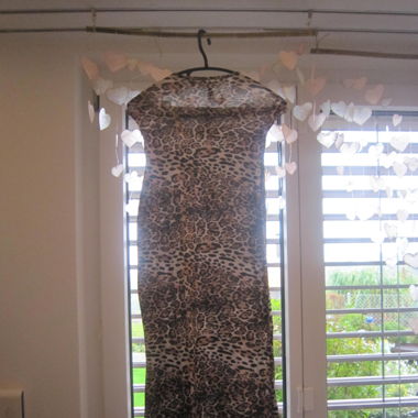 Rückenfreies Leoprint Kleid