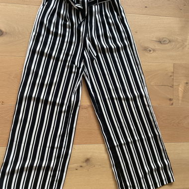 STRADIVARIUS - Elasticated Waist Trousers