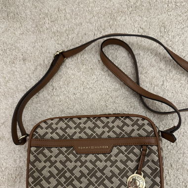 Tasche / Crossbody / Tommy Hilfiger
