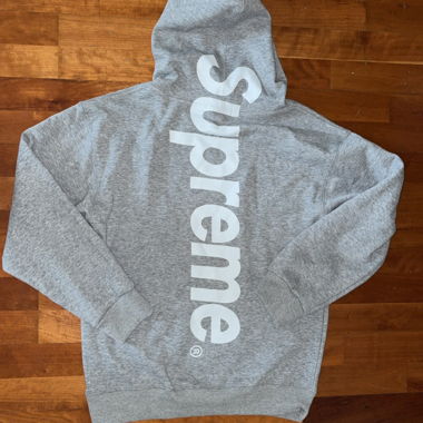Supreme Hoodie Grey