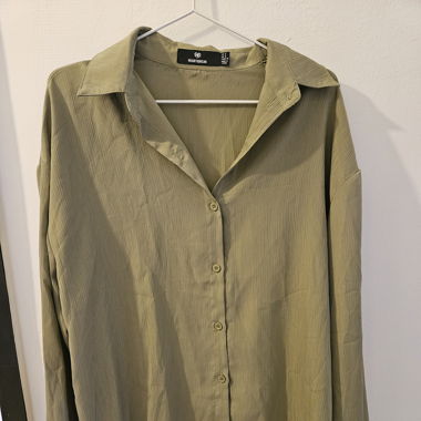 Grüne Bluse