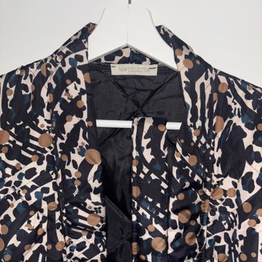 Patterned Sleeveless Jacket