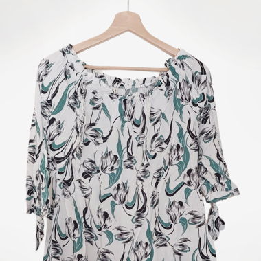 Bluse mit Blumenmuster